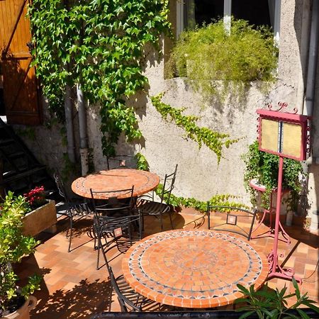 Hotel Les Deux Acacias Villepinte  Exterior foto
